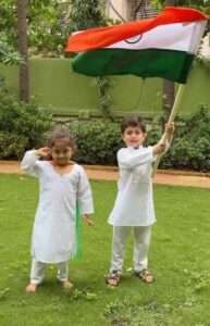 From a sweets packet to a Flag on Dal Lake: One citizen’s August 15 3 OrangeNews9 OrangeNews9